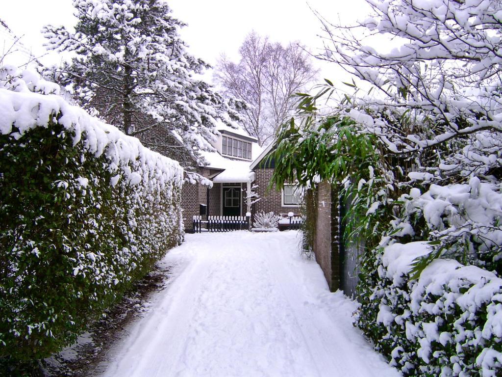 Hövell Huizen Exteriör bild